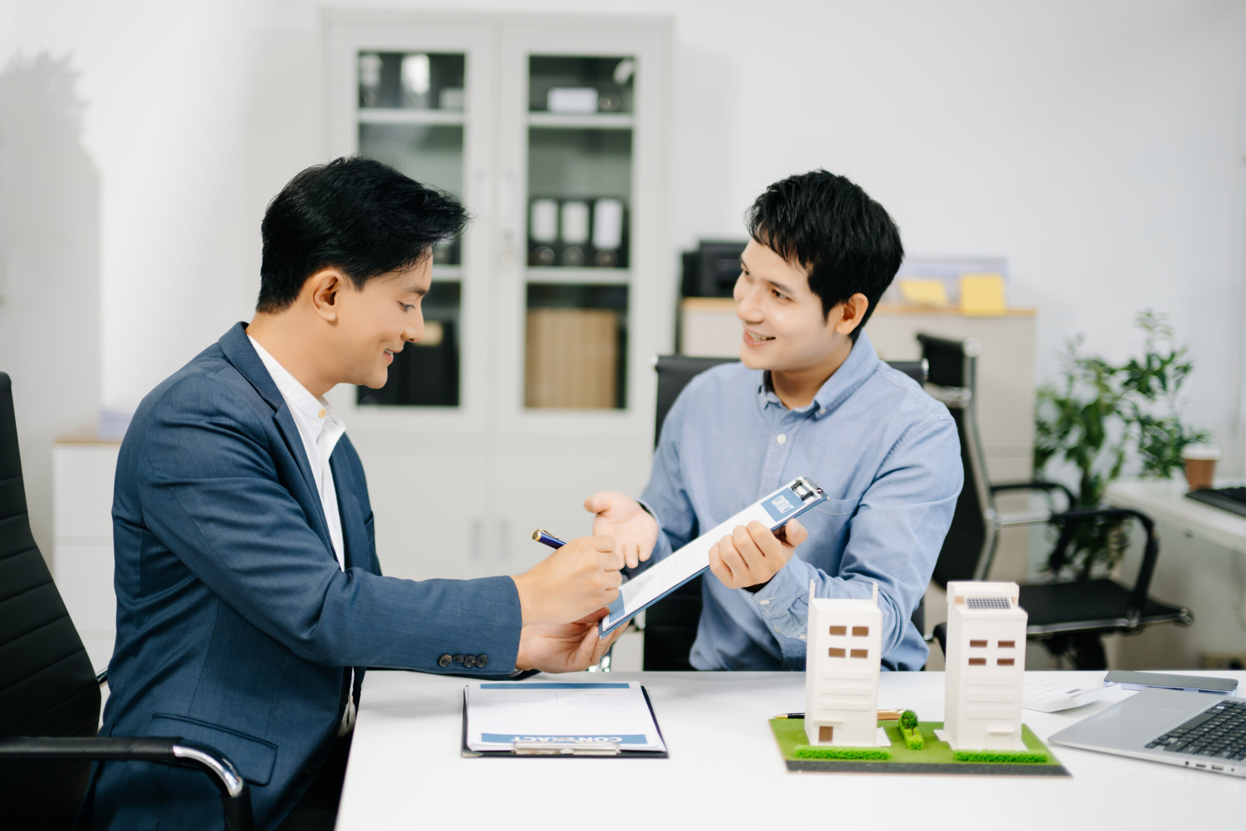 Small Biz Heroes helps you find the best loan