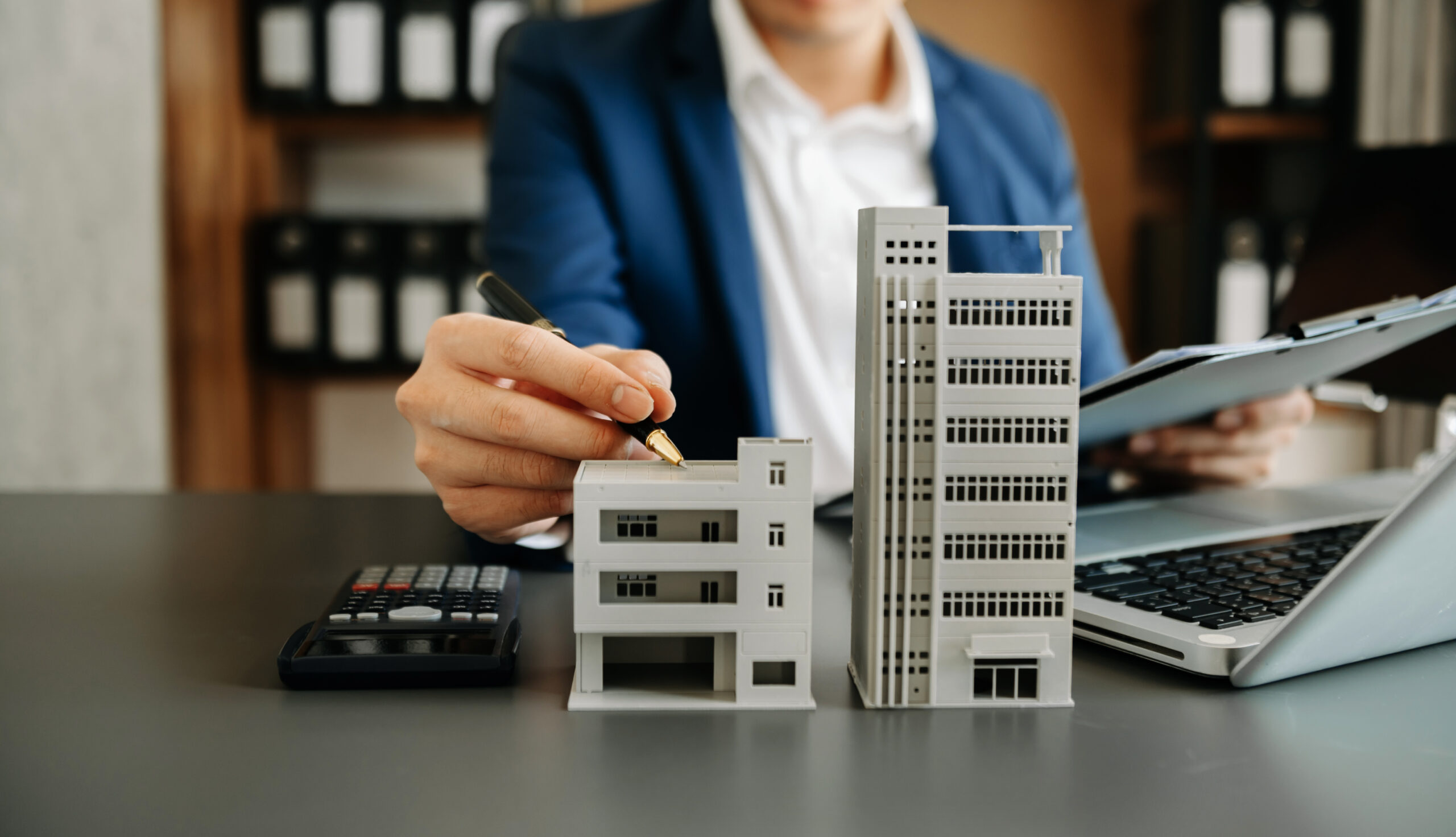 Hands On House Model , Small Toy House Small Mortgage Property i